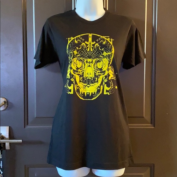 💀TEE 💀 - Picture 2 of 7